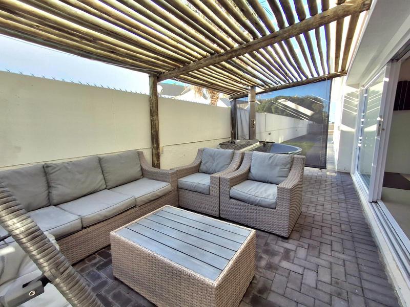 4 Bedroom Property for Sale in Britannia Bay Western Cape